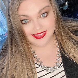 Meet your Posher, Katherine